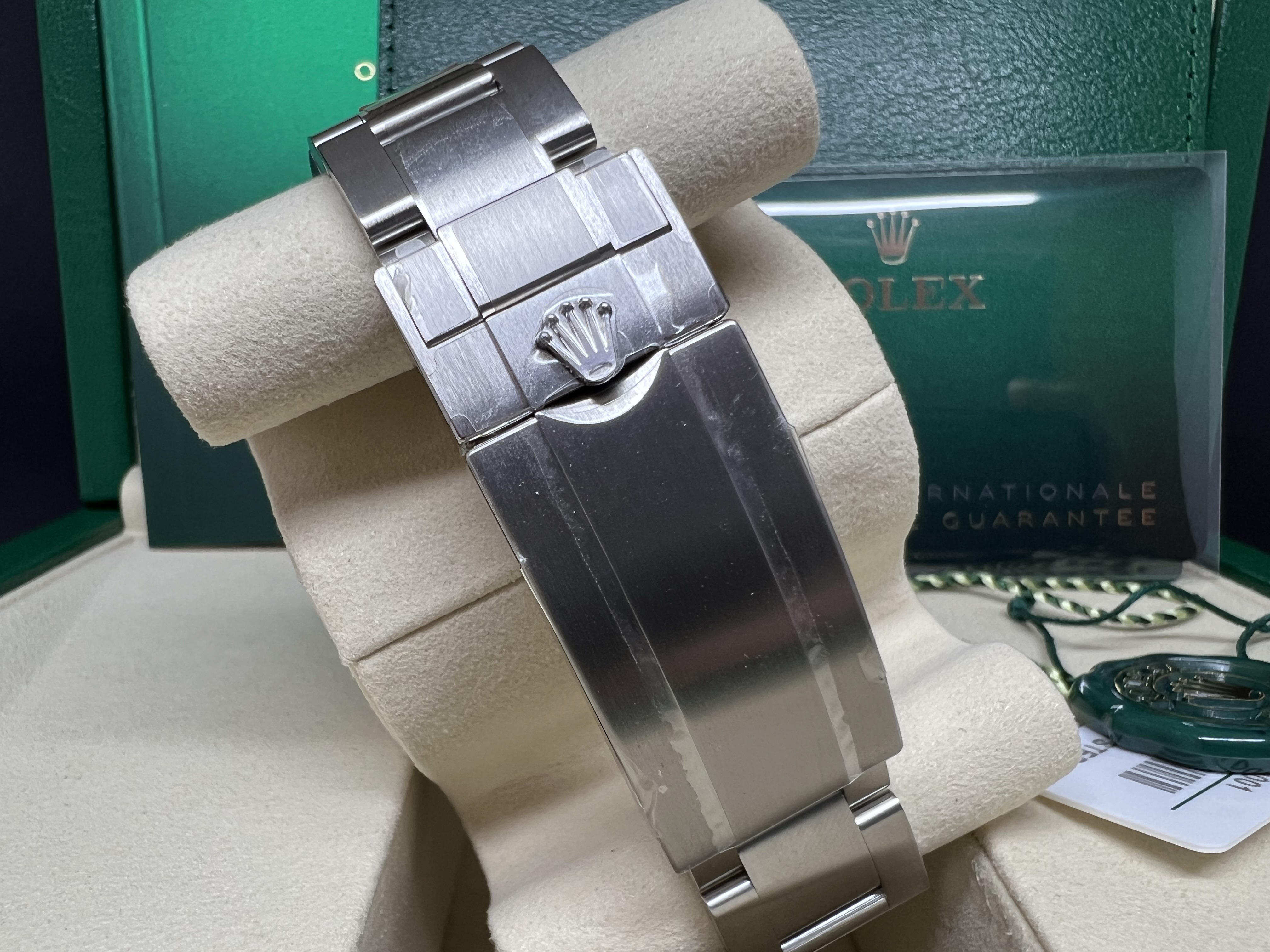 全新 Rolex Submariner  新款41mm黑面 126610LN 2026年錶 齊膠紙