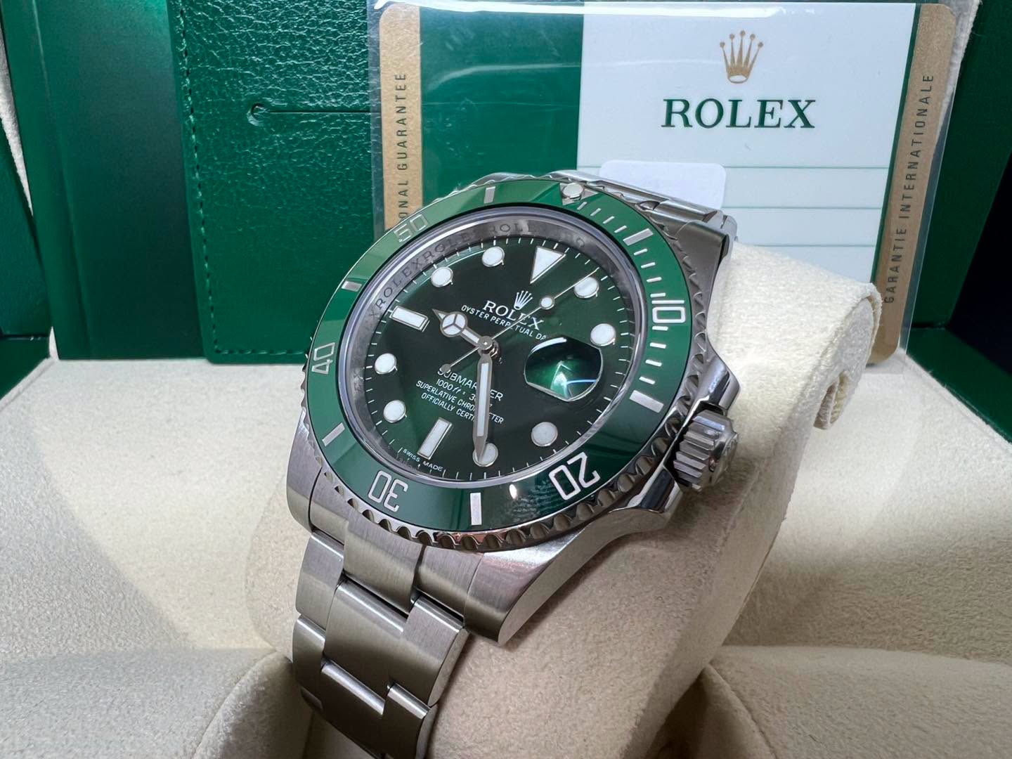 Rolex Submariner  綠圈綠面 116610LV 2018年錶