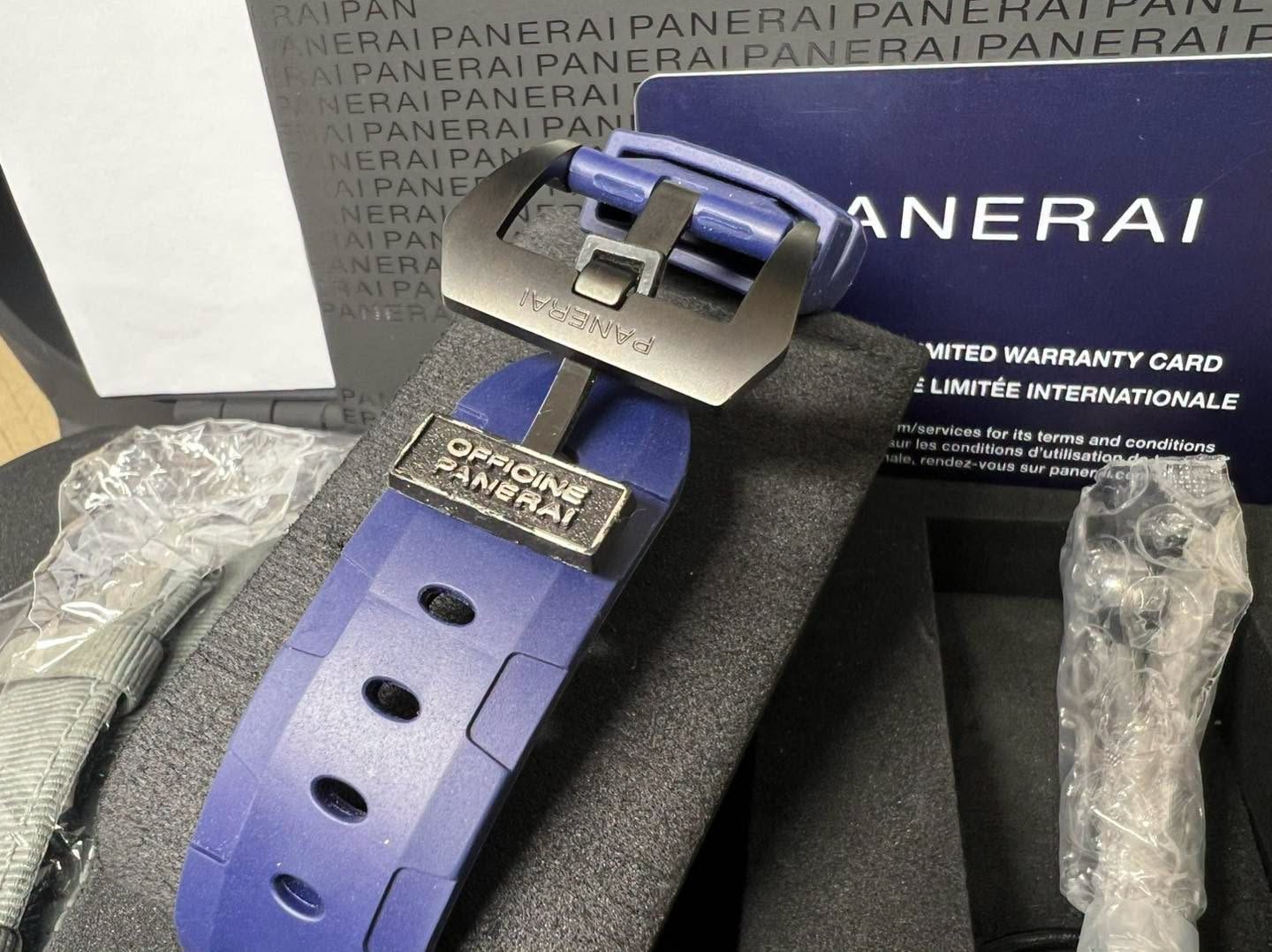 Panerai Pam 02960 44mm submersible Carbotech 99%未用品